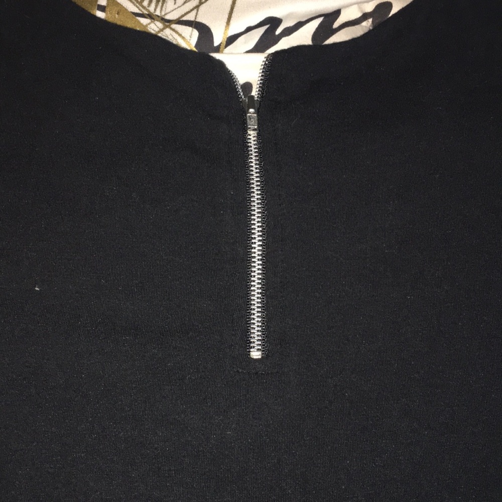 Express Back Zip Tee - Picture 3 of 3